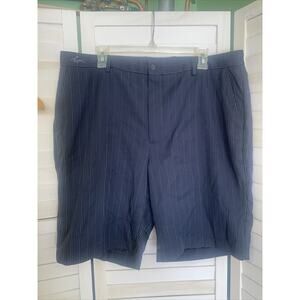 Greg Norman Men’s Classic Golf Travel Shorts Black Striped Sz 38
